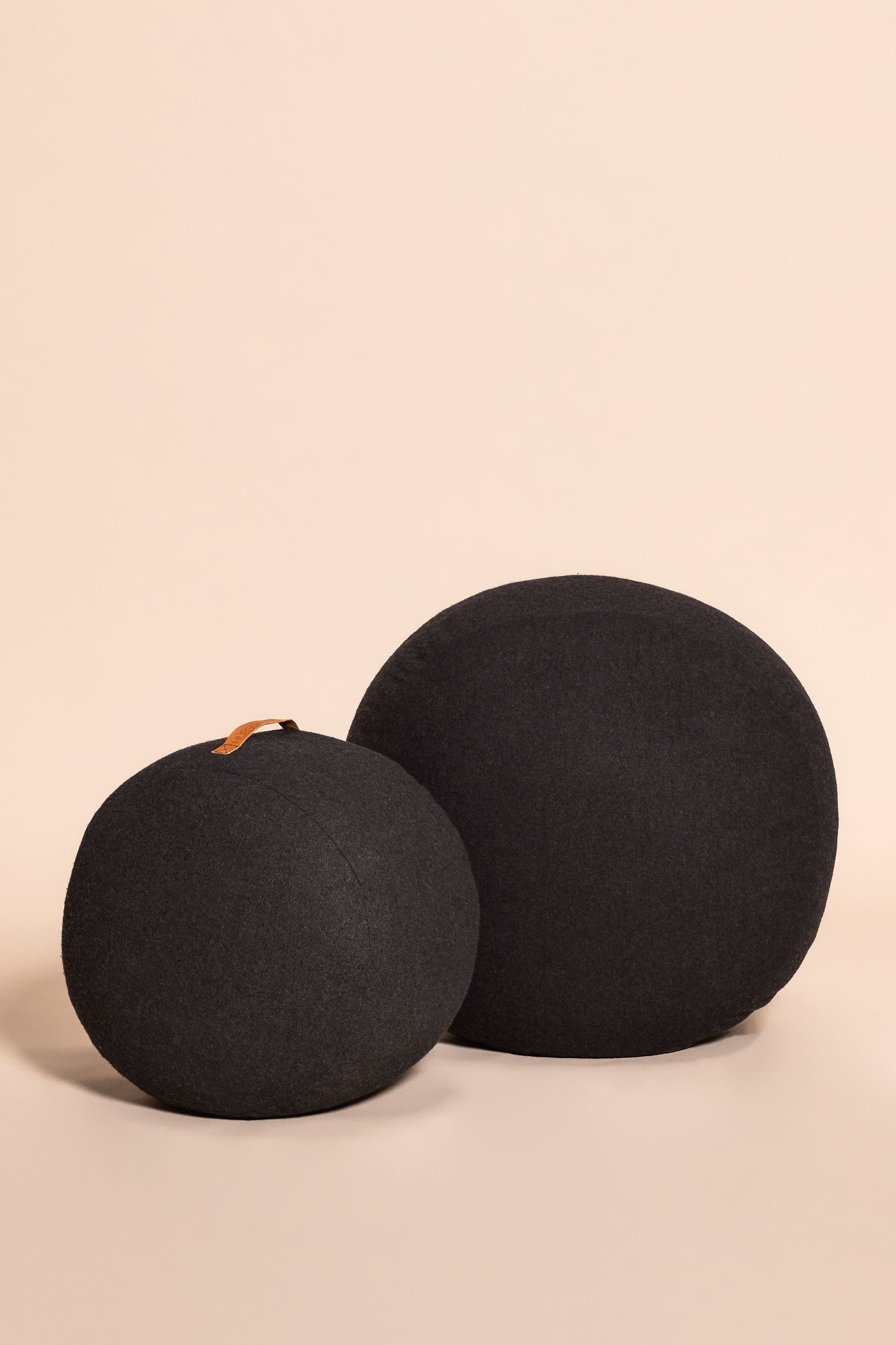 Hübsch Mochi Poef Ø70 Gris Foncé
