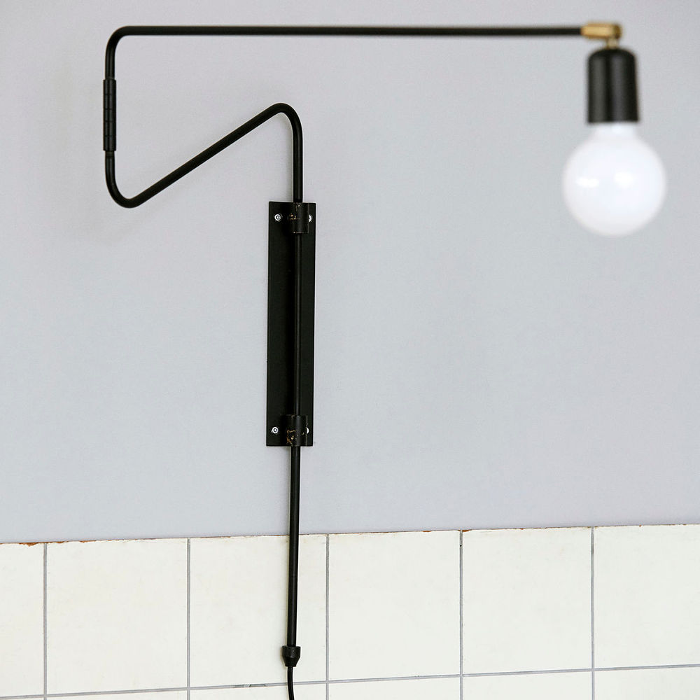 House Doctor Wandlamp, Swing, Zwart